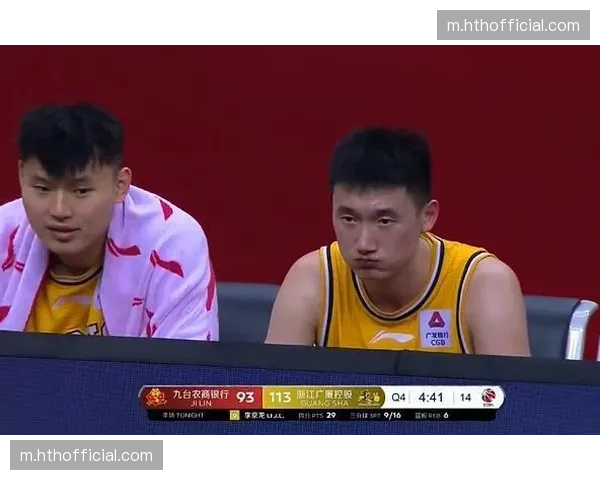 活塞三分球前19投仅1中 随后连进两记完成比分反超